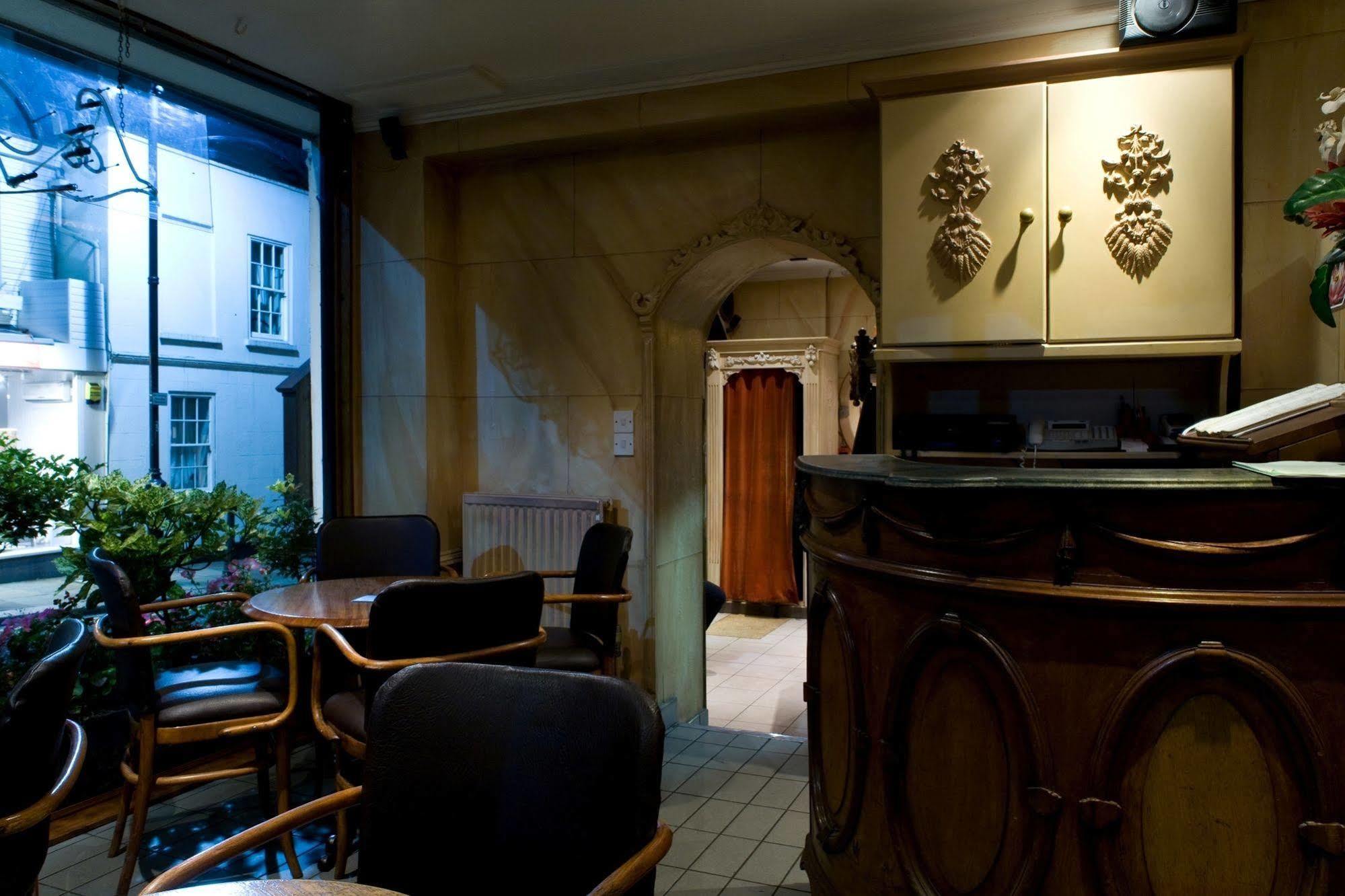 La Gaffe - Bed And Breakfast Londres Exterior foto